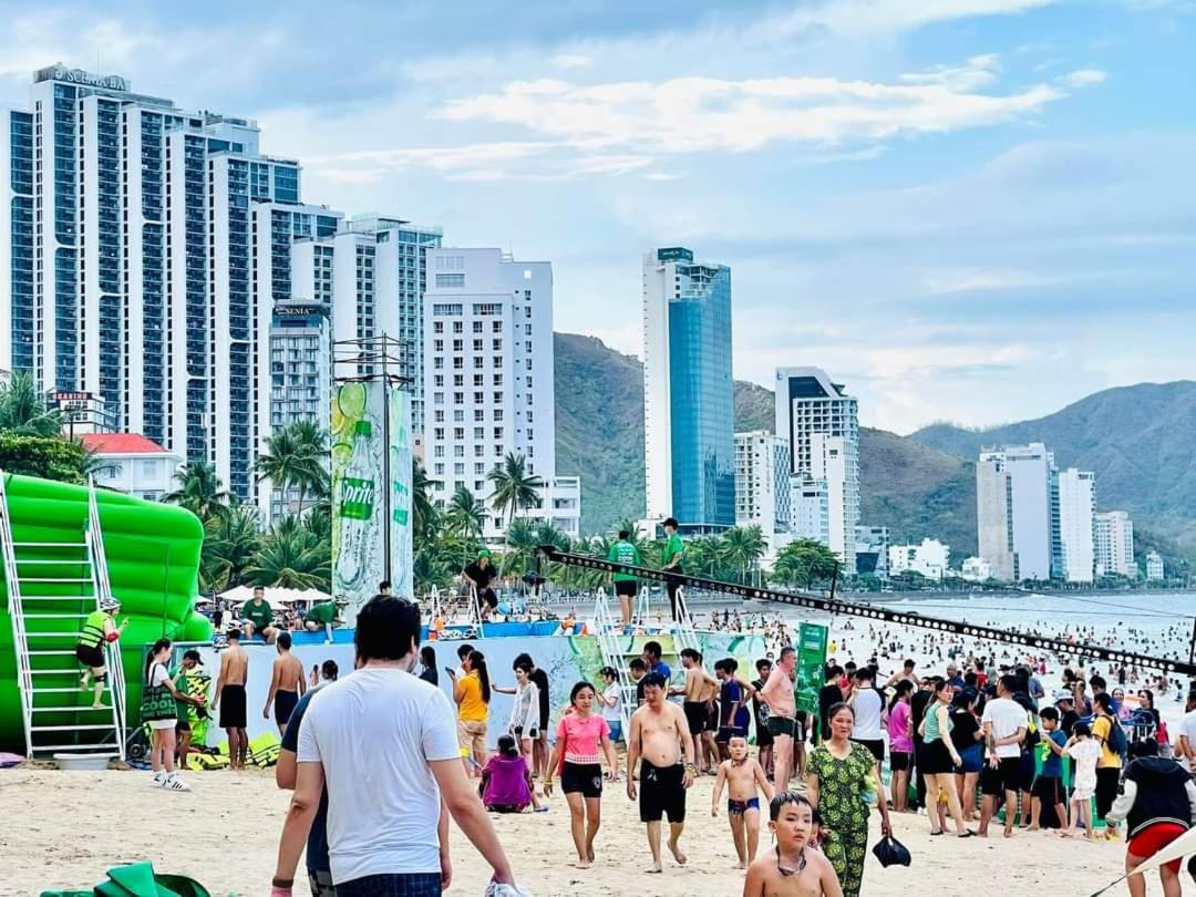 Beachfront Scenia Bay Apartment Nha Trang Zewnętrze zdjęcie